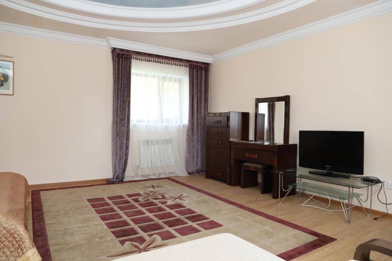 Hotel Eurasia Deluxe Borovoe Extérieur photo